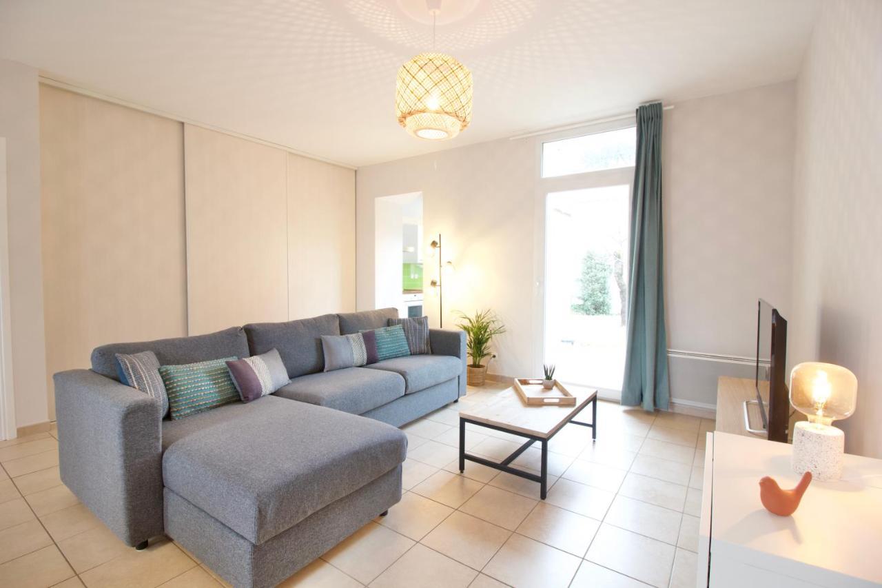 Charmante Maison Avec Piscine Quartier St James 蒙特利马尔 外观 照片