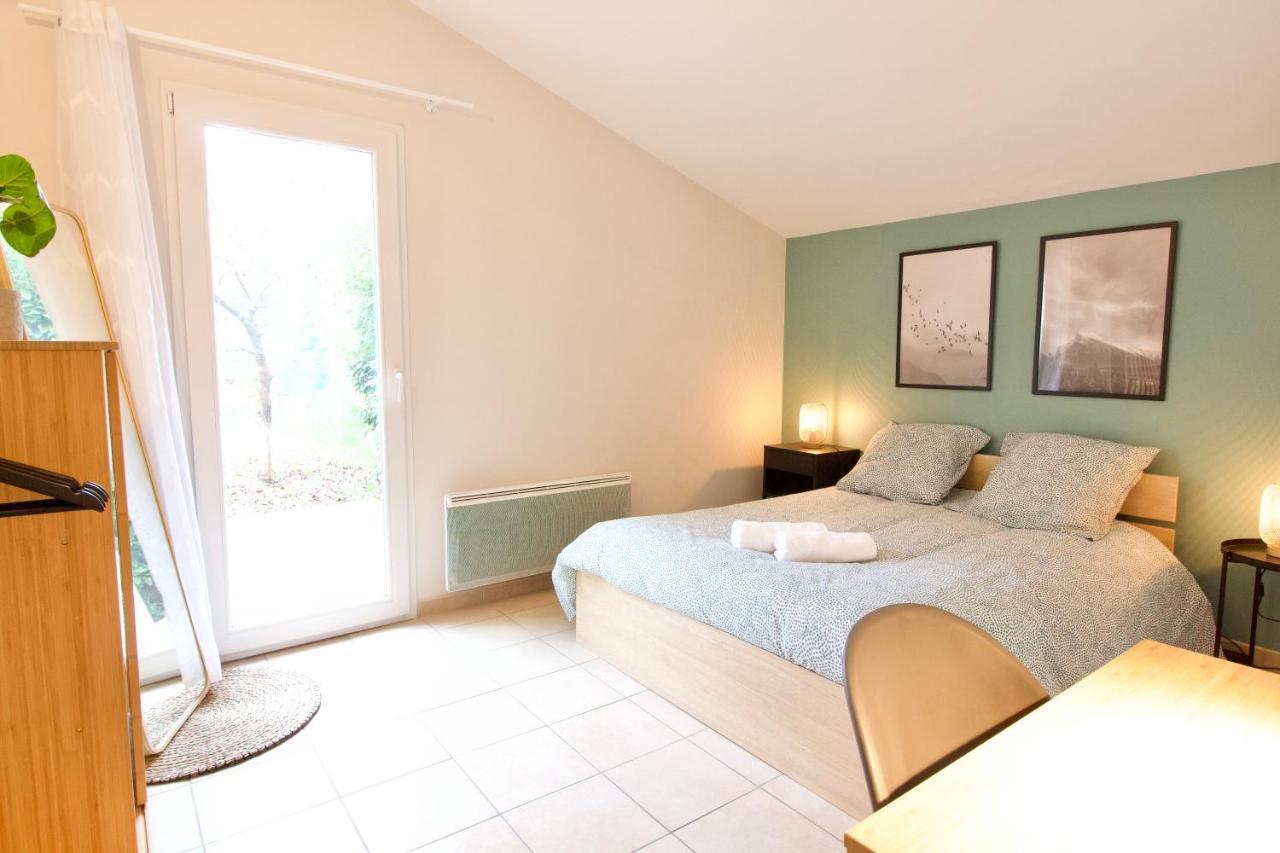 Charmante Maison Avec Piscine Quartier St James 蒙特利马尔 外观 照片