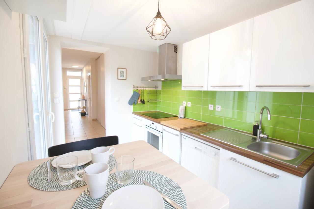 Charmante Maison Avec Piscine Quartier St James 蒙特利马尔 外观 照片