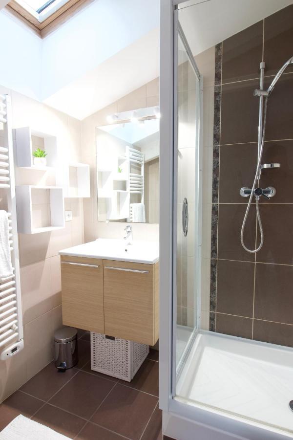 Charmante Maison Avec Piscine Quartier St James 蒙特利马尔 外观 照片
